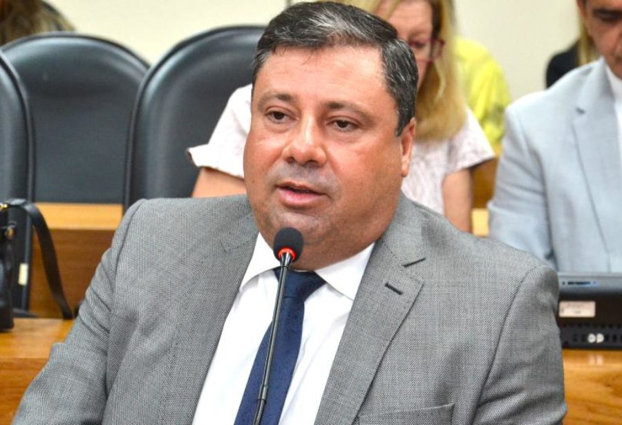 Deputado Penalva apresenta projeto para qualificação de jovens Deputado Penalva apresenta projeto para qualificação de jovens