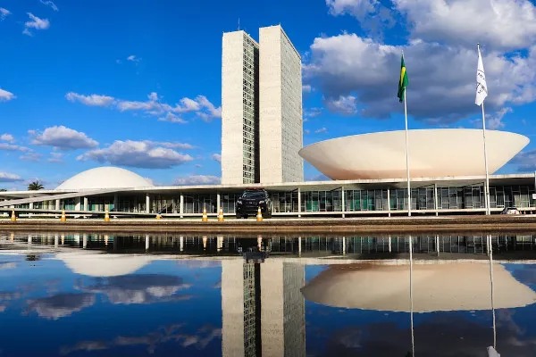 PT e PL lideram pré-candidaturas de parlamentares a prefeituras em 2024 PT e PL lideram pré-candidaturas de parlamentares a prefeituras em 2024