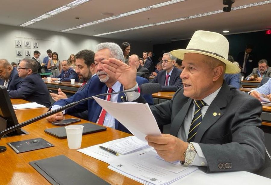 Joseildo Ramos trabalha pela aprovação de projeto de lei que atende demanda do Sindicato dos Ferroviários da Bahia e Sergipe Joseildo Ramos trabalha pela aprovação de projeto de lei que atende demanda do Sindicato dos Ferroviários da Bahia e Sergipe