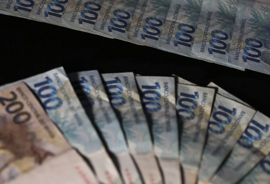 Devedores da Receita Federal já podem quitar dívidas sem multa e juros Devedores da Receita Federal já podem quitar dívidas sem multa e juros