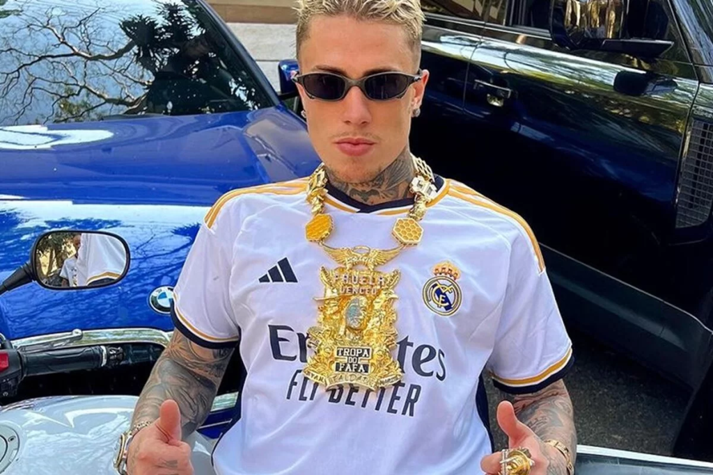 Cantor MC Daniel, do Rio de Janeiro, tem carro de R$ 700 mil roubado e oferece recompensa para quem encontrar Cantor MC Daniel, do Rio de Janeiro, tem carro de R$ 700 mil roubado e oferece recompensa para quem encontrar