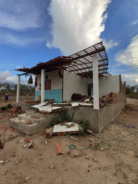 Tornado assusta moradores em município de Alagoas Tornado assusta moradores em município de Alagoas
