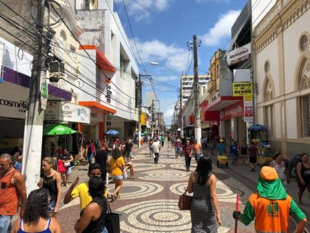 Polícia civil prende suspeito em flagrante por tentativa de homicídio e perseguição contra mulheres no centro de Aracaju