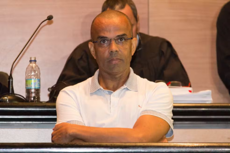 Transferência em Massa: Fernandinho Beira-Mar e 22 detentos mudam de presídio em Mossoró