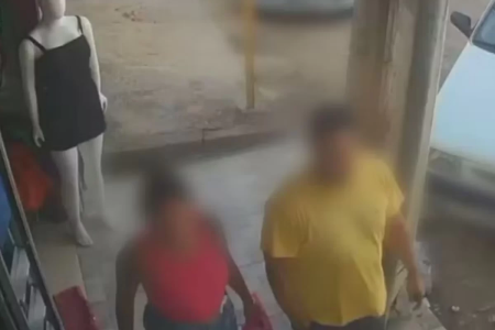 Polícia procura casal que comprou roupas para foragidos de Mossoró Polícia procura casal que comprou roupas para foragidos de Mossoró