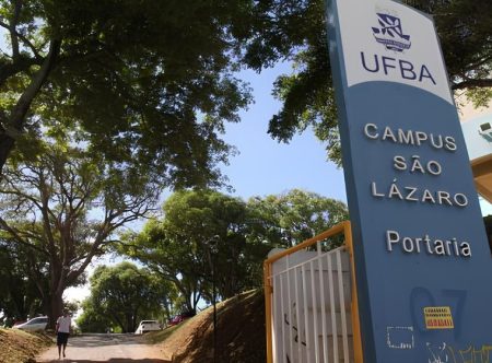 Homem Armado é Detido Após Invasão à UFBA em Salvador Homem Armado é Detido Após Invasão à UFBA em Salvador