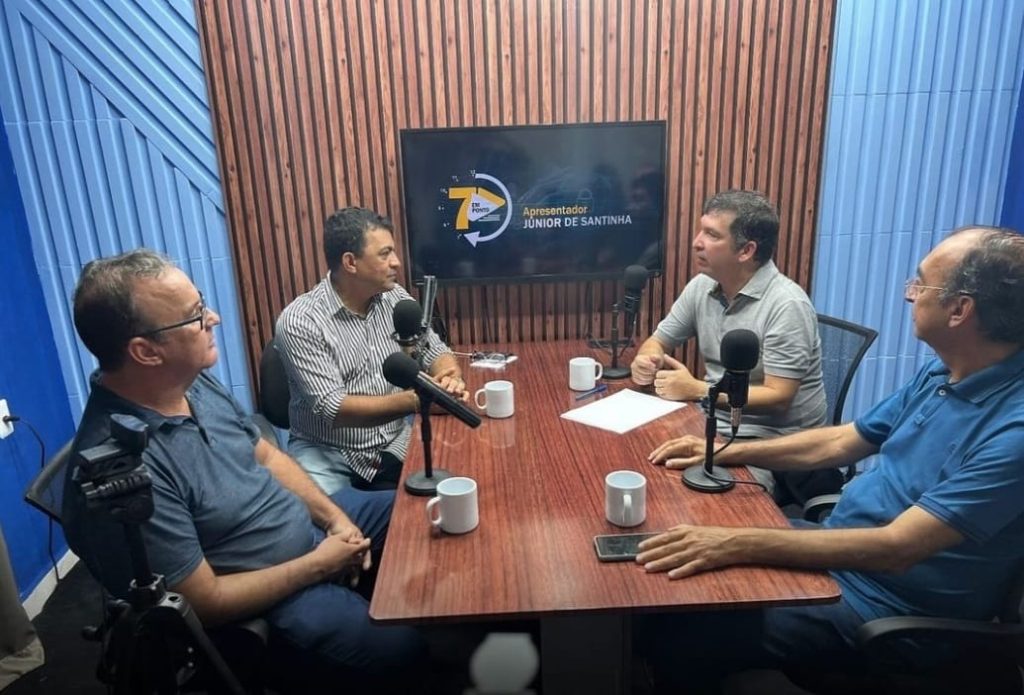 Live do programa “7 em Ponto” com participação de líderes políticos de Coronel João Sá bate recorde de audiência Live do programa “7 em Ponto” com participação de líderes políticos de Coronel João Sá bate recorde de audiência