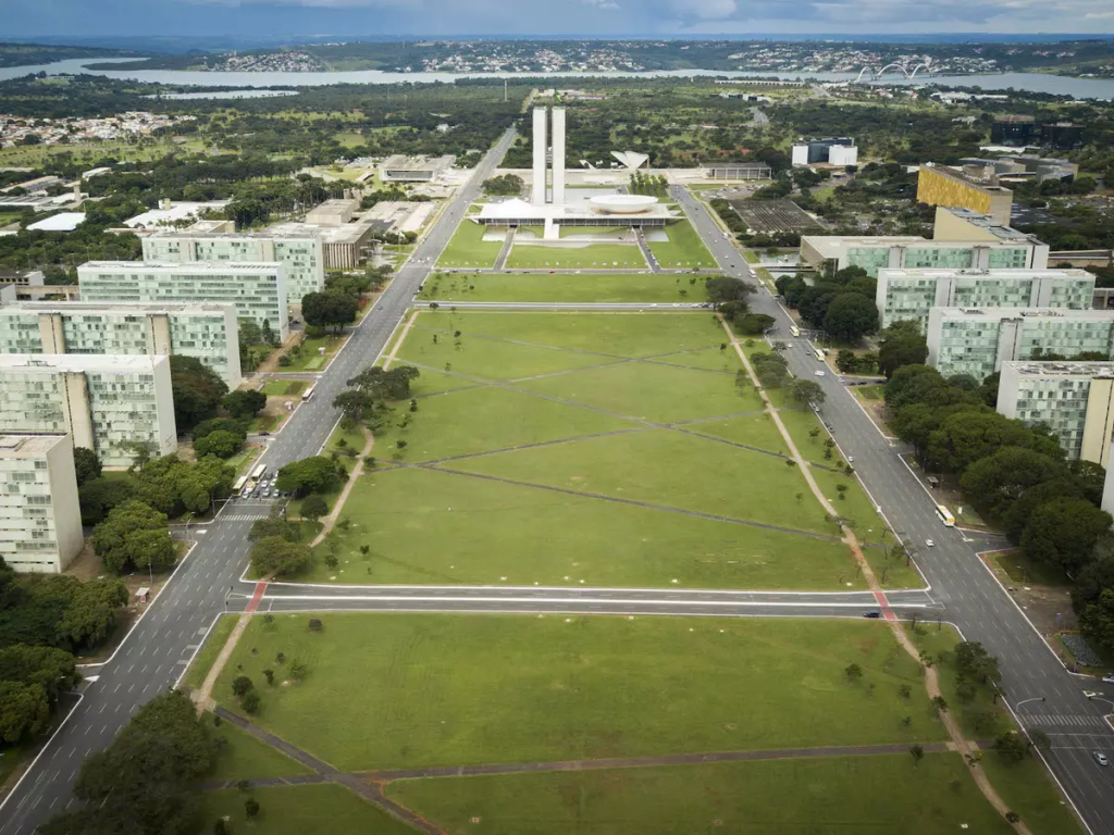Crise no sistema: invasores desviam milhões do Siafi para conta de comércio em Campinas Crise no sistema: invasores desviam milhões do Siafi para conta de comércio em Campinas