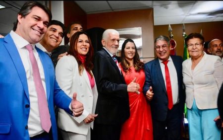 Deputada Estadual Fátima Nunes participa de entrega da medalha Deputado Luís Eduardo Magalhães