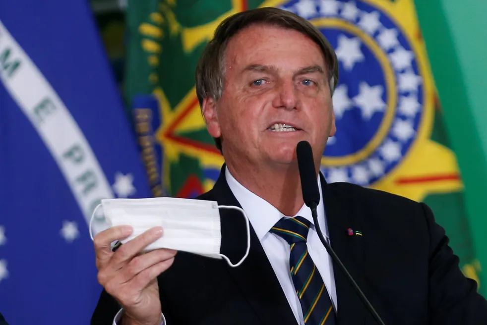 Clã Bolsonaro usa tragédia no RS para criticar Lula, mas ignora histórico de menosprezo a pandemia e a chuvas na Bahia Clã Bolsonaro usa tragédia no RS para criticar Lula, mas ignora histórico de menosprezo a pandemia e a chuvas na Bahia