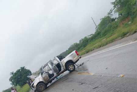 Acidente na BR-235: servidor da SSP morre e delegado fica ferido Acidente na BR-235: servidor da SSP morre e delegado fica ferido