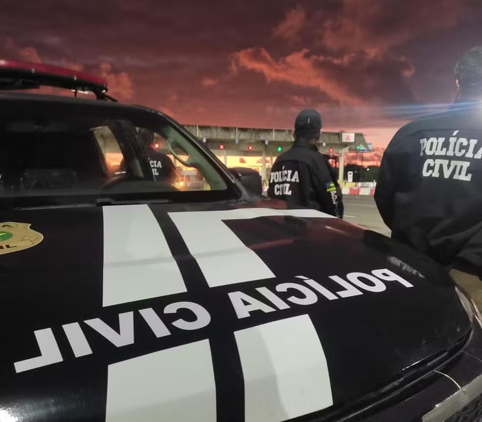 Grupo suspeito de furtos milionários em Sergipe é capturado na Bahia Grupo suspeito de furtos milionários em Sergipe é capturado na Bahia