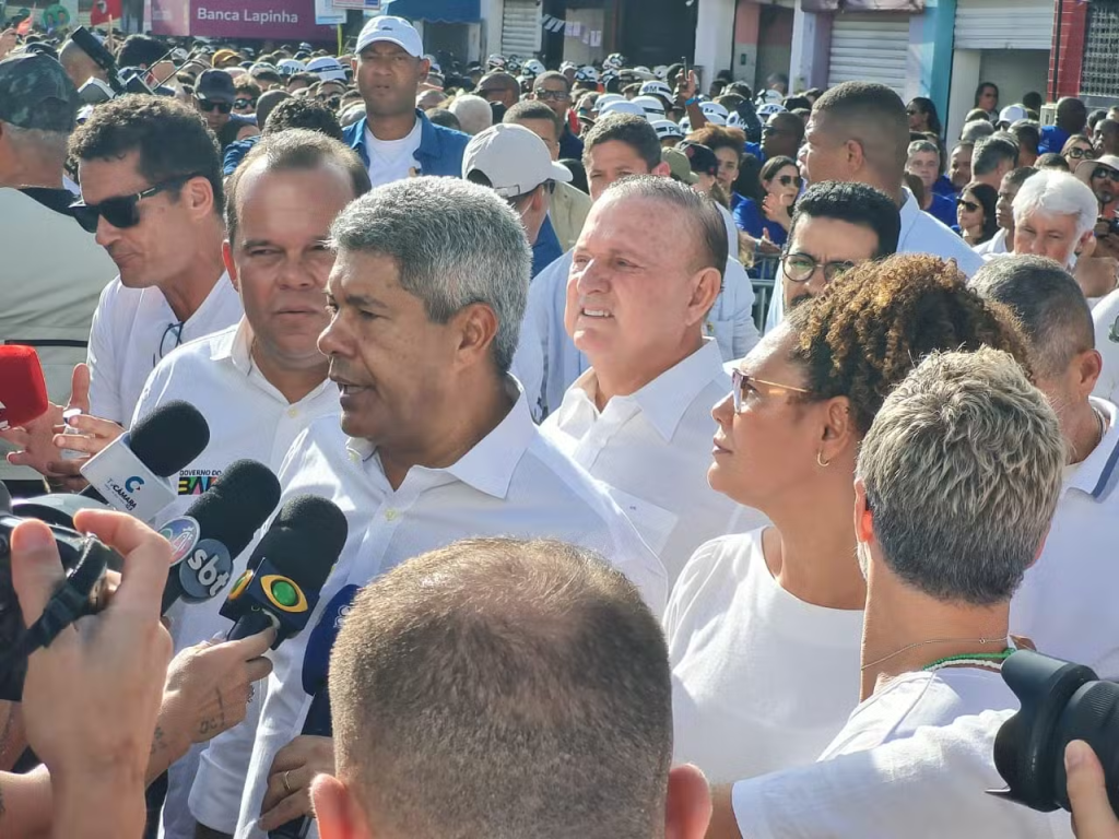 Bahia celebra 201 anos da independência com pedidos para inclusão nos livros de história Bahia celebra 201 anos da independência com pedidos para inclusão nos livros de história