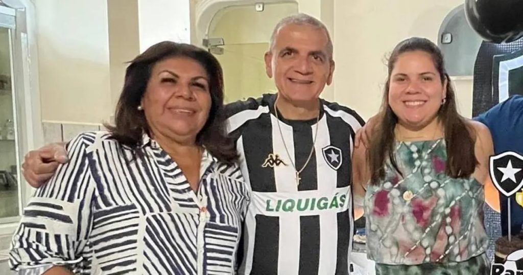 Ex-prefeito de Cansanção e família são condenados por desviar mais de R$ 26 milhões em esquema de lavagem de dinheiro Ex-prefeito de Cansanção e família são condenados por desviar mais de R$ 26 milhões em esquema de lavagem de dinheiro