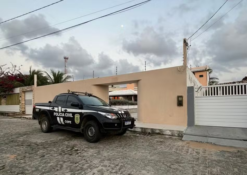 Suspeito de extorsão e sequestro na Bahia é preso em operação no Sergipe Suspeito de extorsão e sequestro na Bahia é preso em operação no Sergipe