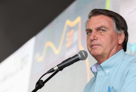 Bolsonaro passa mal e vai ao hospital no dia de protesto contra o STF na avenida Paulista Bolsonaro passa mal e vai ao hospital no dia de protesto contra o STF na avenida Paulista