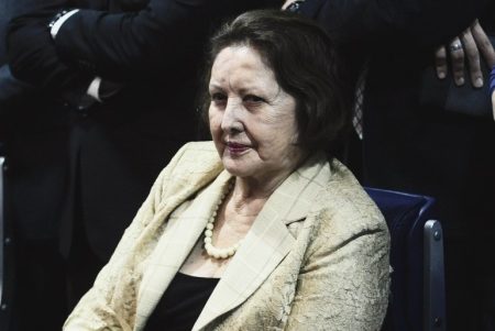 Morre aos 83 anos a ex-senadora Maria do Carmo Alves, pioneira na política sergipana