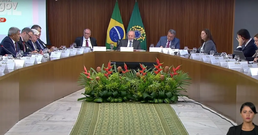 “Segurança pública precisa de planejamento contínuo”, afirma Jerônimo Rodrigues em reunião com Lula