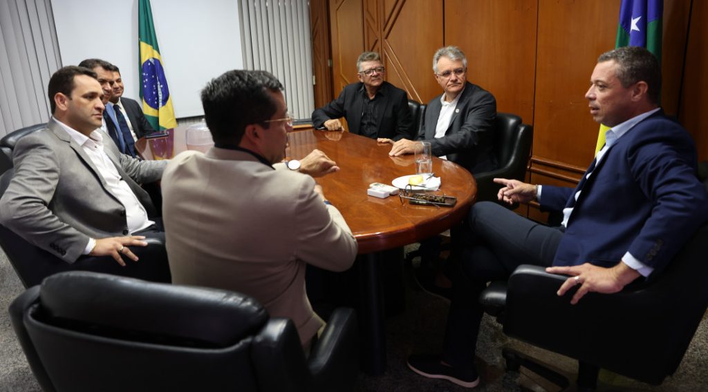 Em Brasília, Fábio Mitidieri recebe prefeitos eleitos; Na pauta, o apoio às demandas dos municípios Em Brasília, Fábio Mitidieri recebe prefeitos eleitos; Na pauta, o apoio às demandas dos municípios