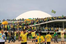 Anistia: familiares cogitam greve de fome para pressionar Hugo Motta Anistia: familiares cogitam greve de fome para pressionar Hugo Motta