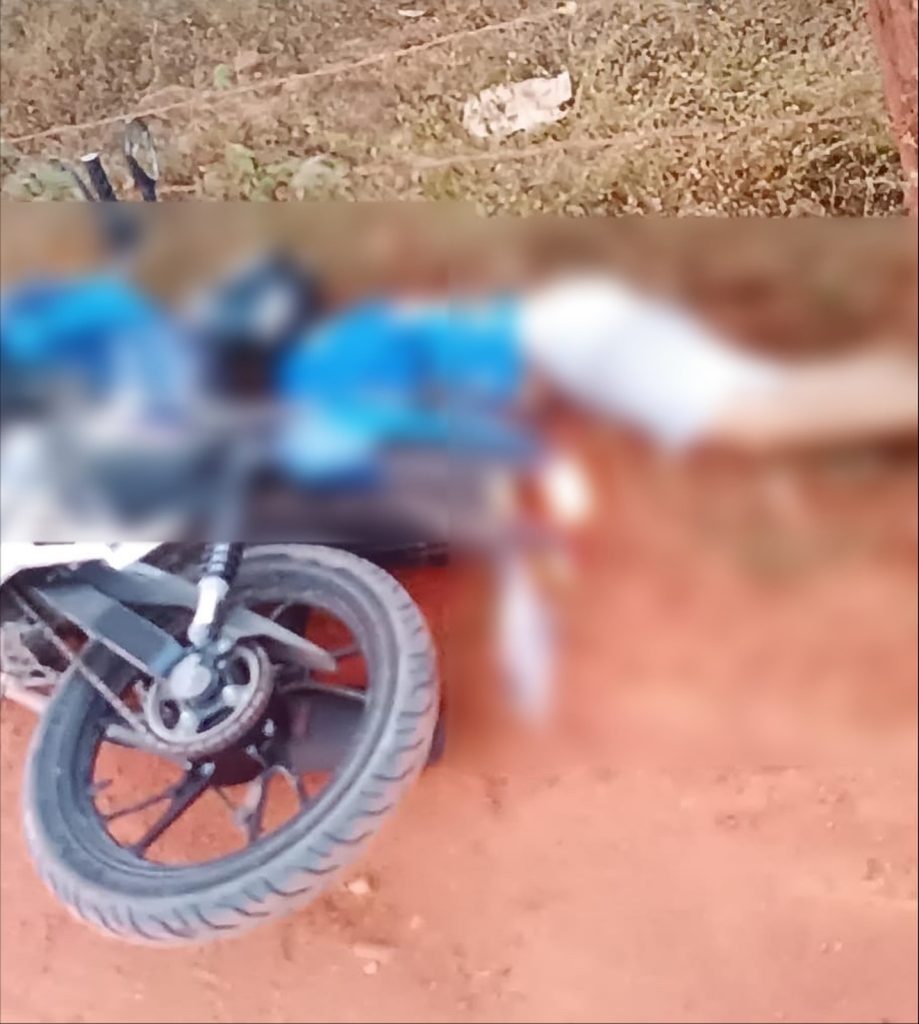 Jovem mototaxista de 20 anos é morto a tiros em Jeremoabo Jovem mototaxista de 20 anos é morto a tiros em Jeremoabo