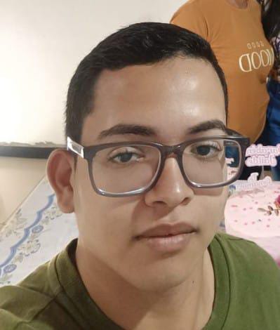 Corpo de jovem é liberado pelo IML e será sepultado hoje em Jeremoabo Corpo de jovem é liberado pelo IML e será sepultado hoje em Jeremoabo
