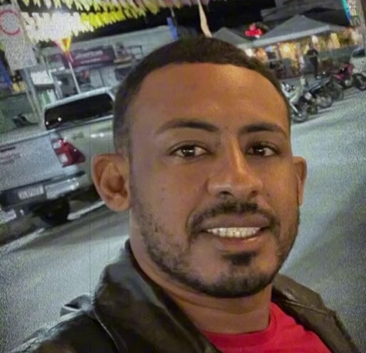 Jovem morre em acidente de moto no bairro São José, em Jeremoabo Jovem morre em acidente de moto no bairro São José, em Jeremoabo